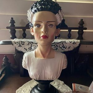 Bride of Frankenstein Bust